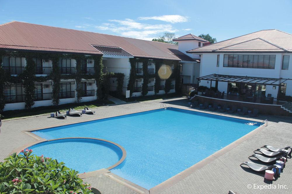 Ilocos Norte Hotel & Convention Center لواوْغ المظهر الخارجي الصورة