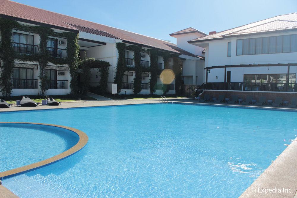 Ilocos Norte Hotel & Convention Center لواوْغ المظهر الخارجي الصورة
