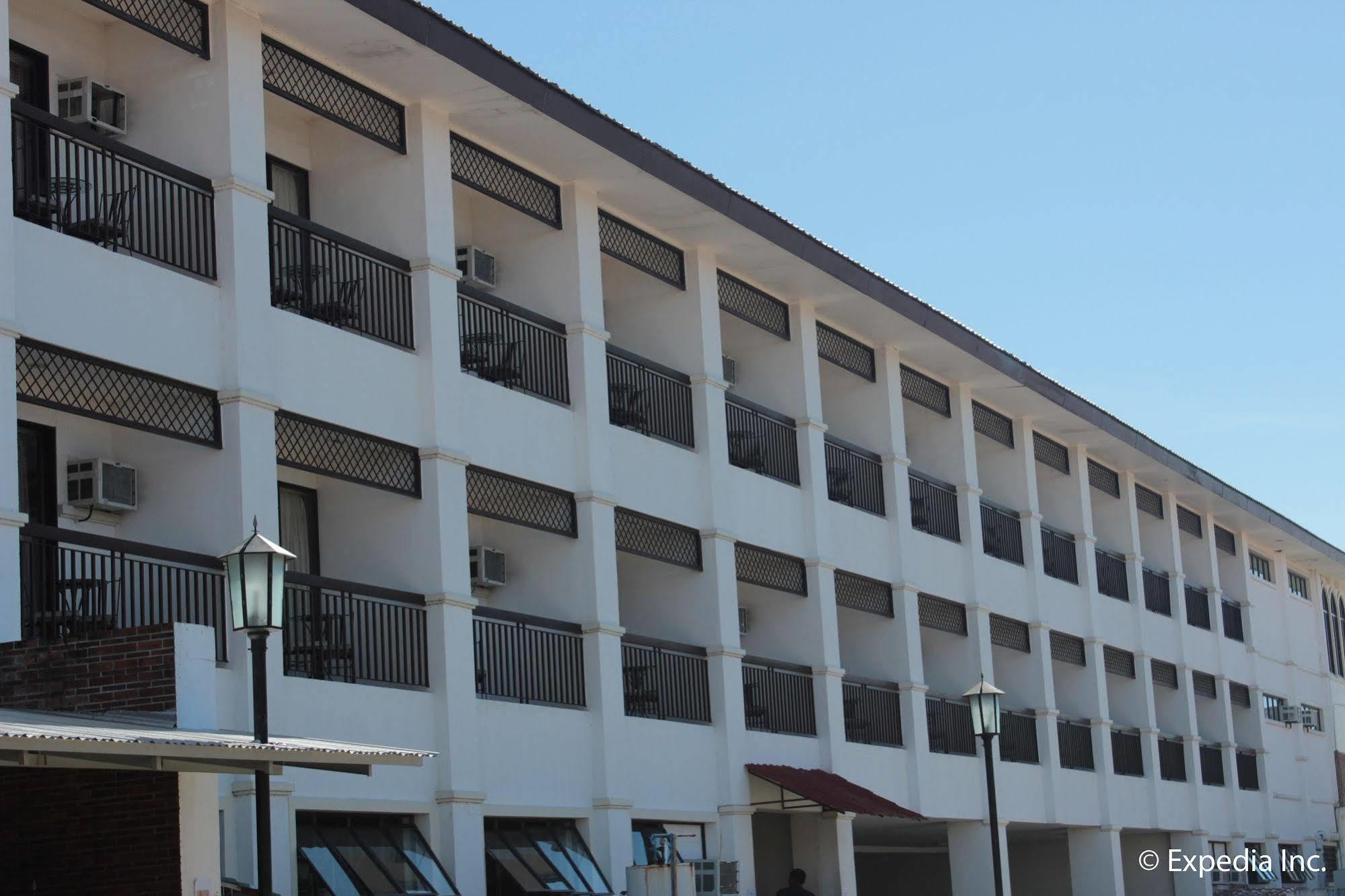 Ilocos Norte Hotel & Convention Center لواوْغ المظهر الخارجي الصورة