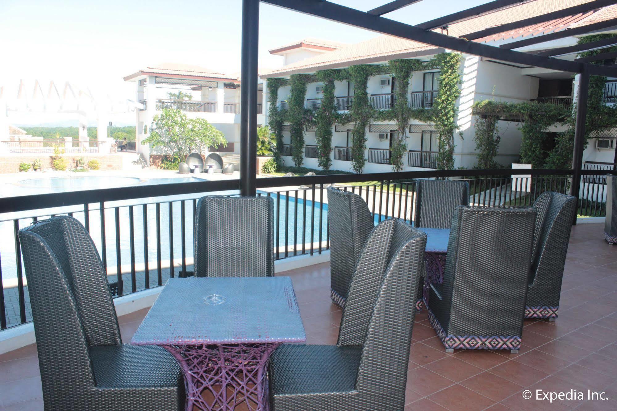 Ilocos Norte Hotel & Convention Center لواوْغ المظهر الخارجي الصورة