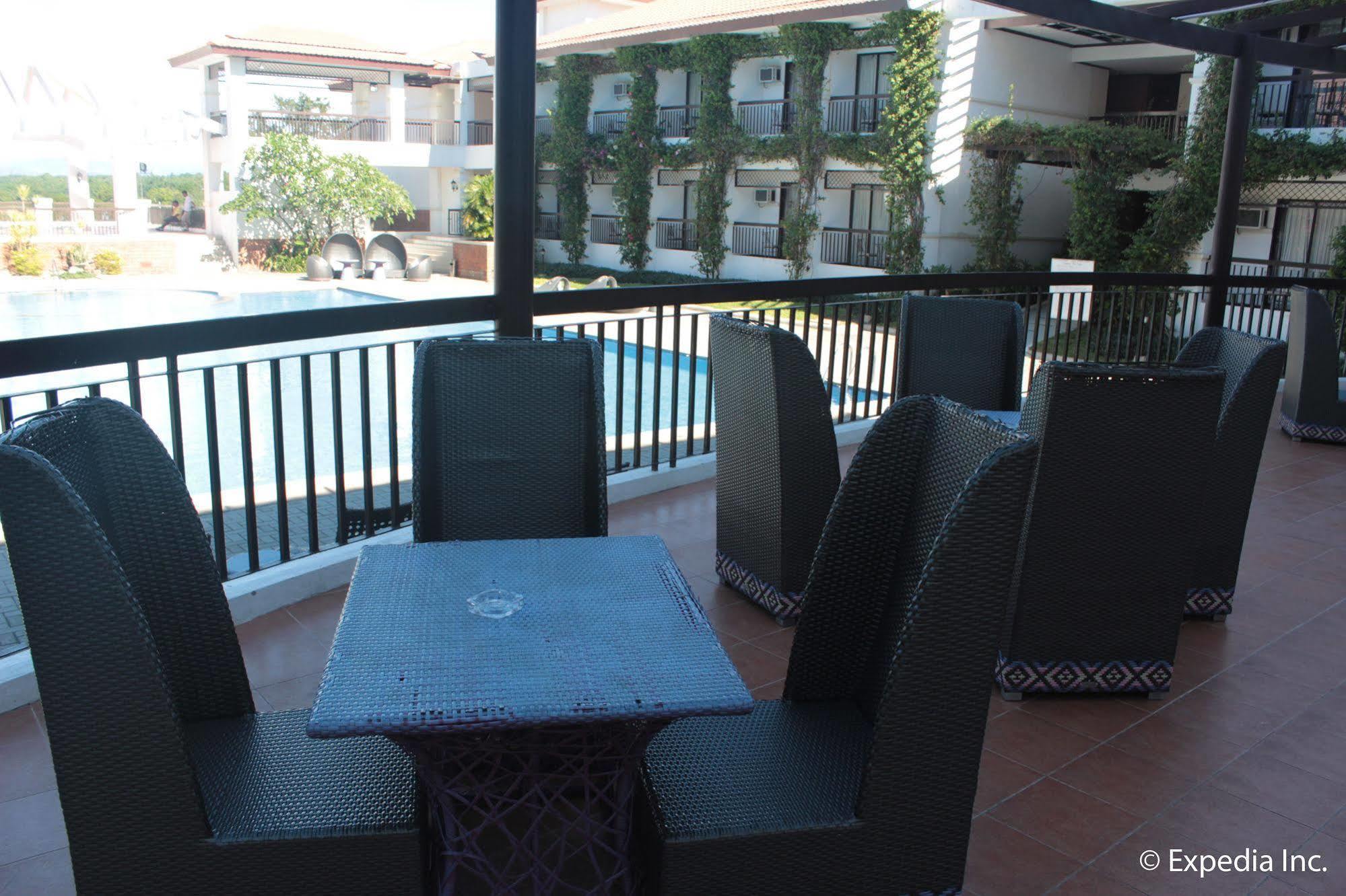 Ilocos Norte Hotel & Convention Center لواوْغ المظهر الخارجي الصورة