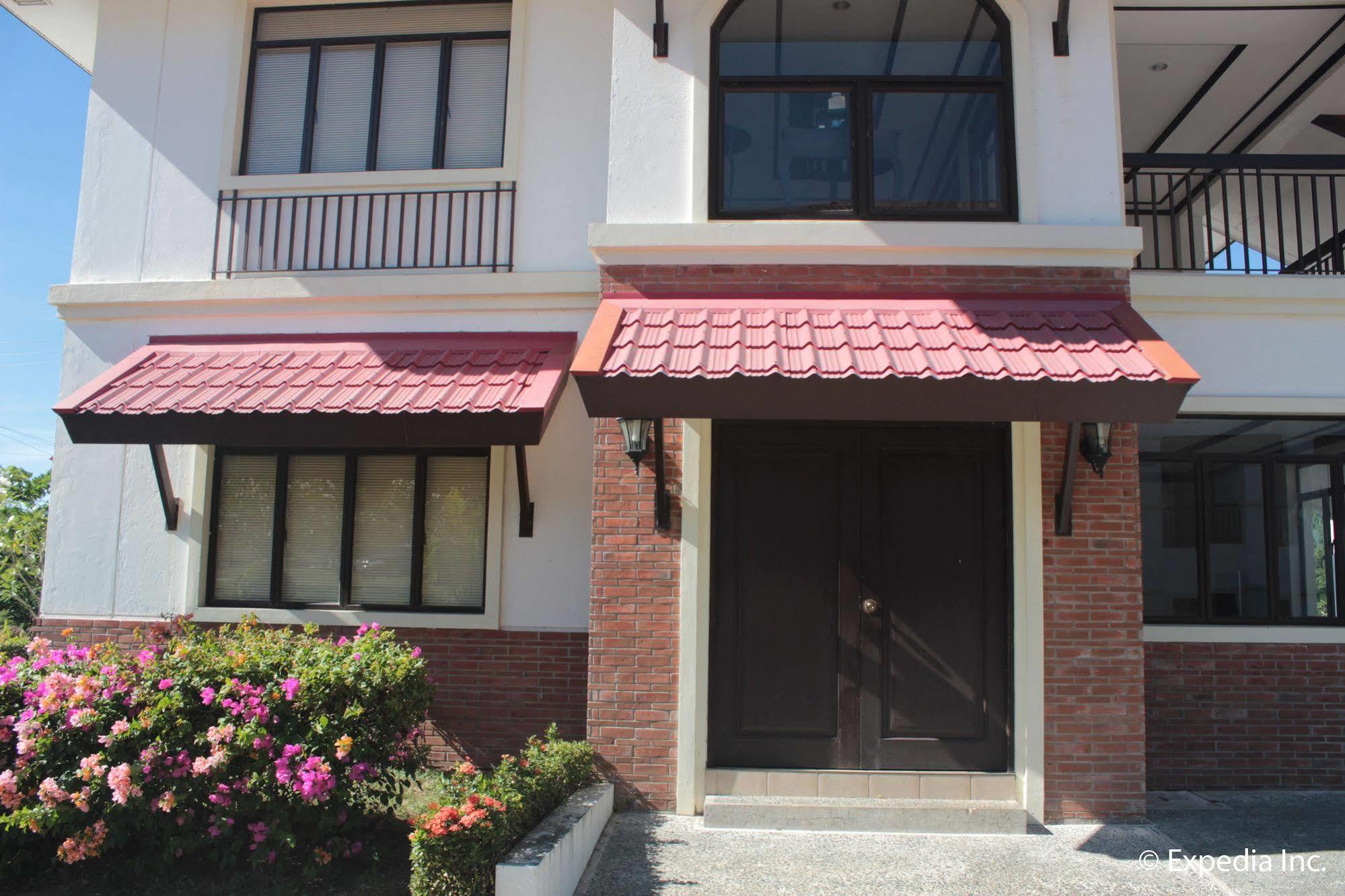 Ilocos Norte Hotel & Convention Center لواوْغ المظهر الخارجي الصورة